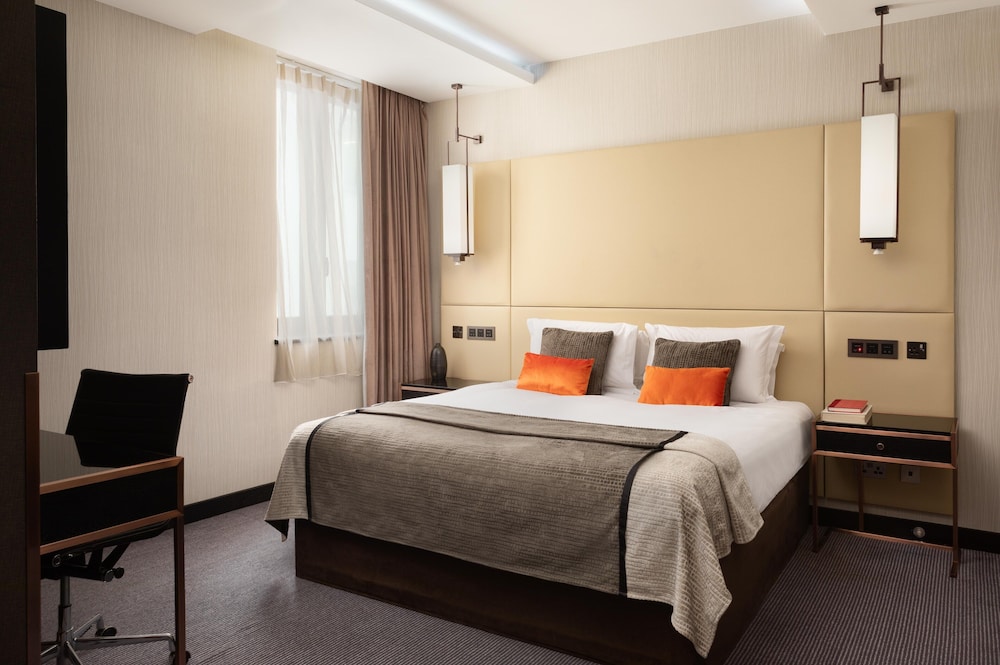 JUNIOR SUITE, STUDIO