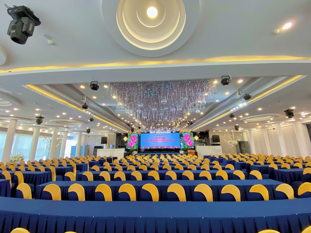 Hoang Yen 1 Hotel 66/75