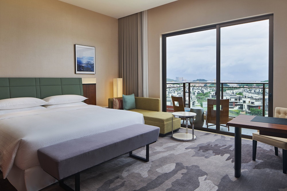 Four Points By Sheraton Guangdong Heshan 8/37