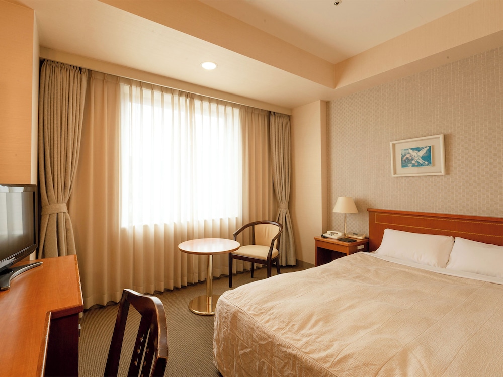 ROOM, DOUBLE BED, SMOKING