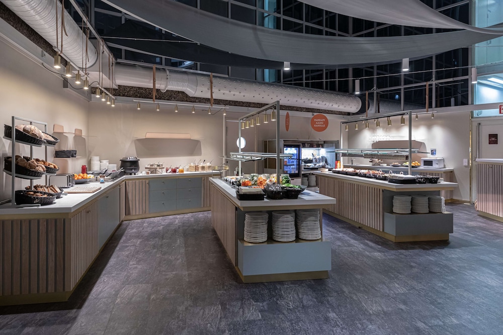 restaurant-cafeteria