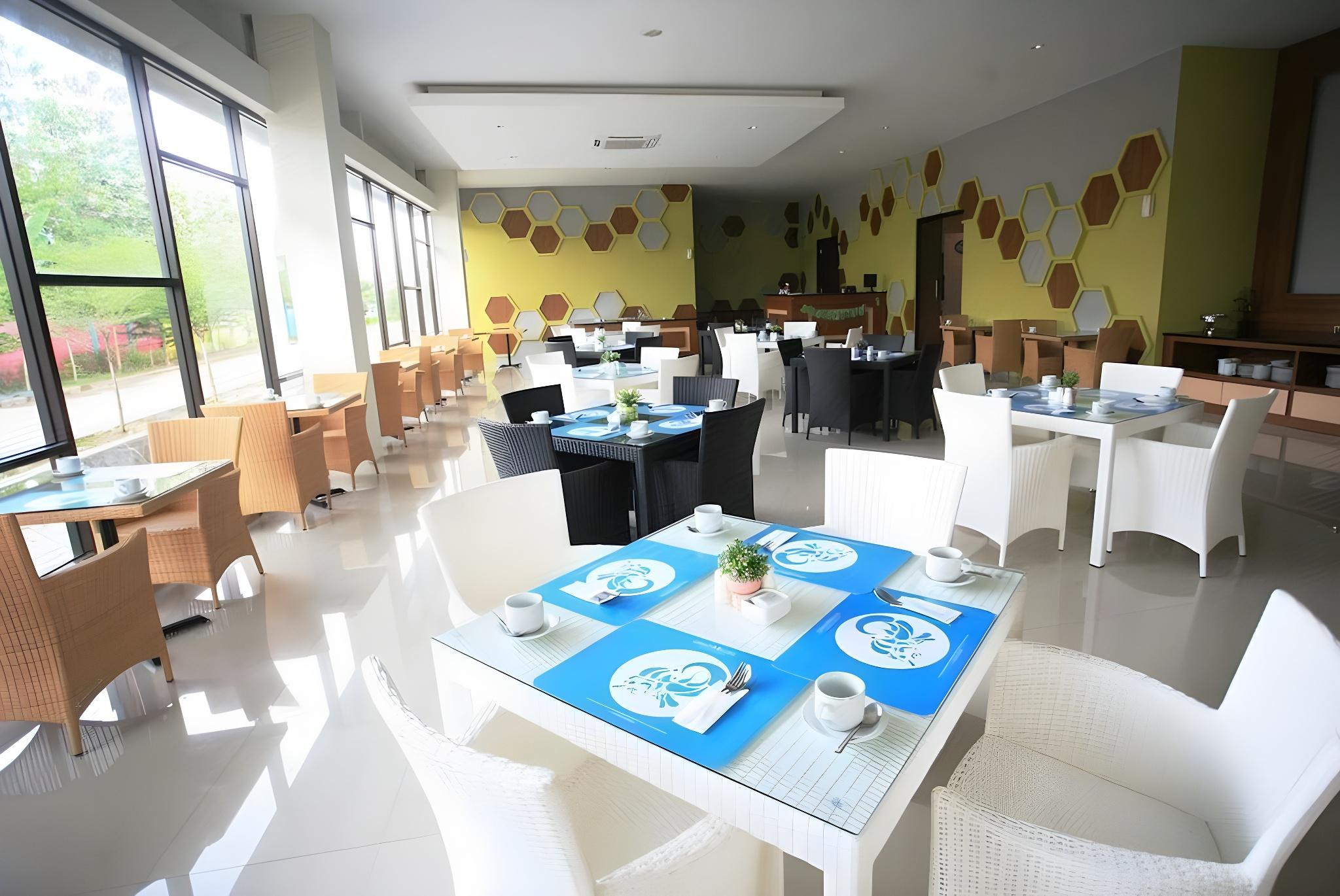 Grand Master Hotel Purwodadi 23/42