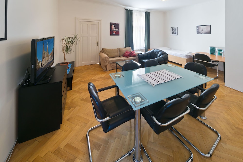 Residence U Vejvodu 28/40