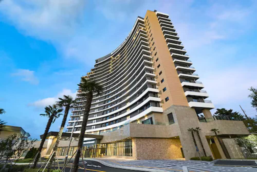 Stanford Hotel & Resort Tongyeong 3/57
