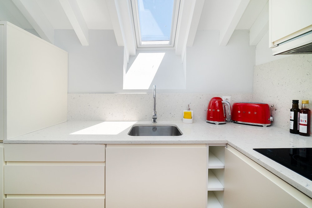 Villa Baixa Lisbon Luxury Apartments 2/50