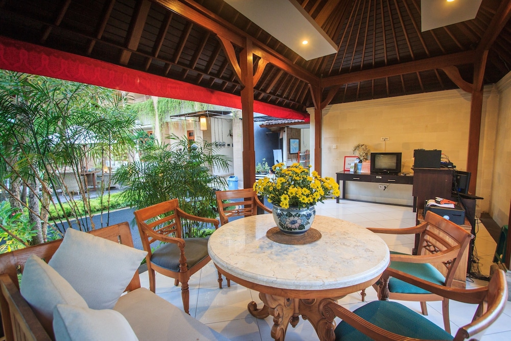Pondok Anyar Inn 24/50