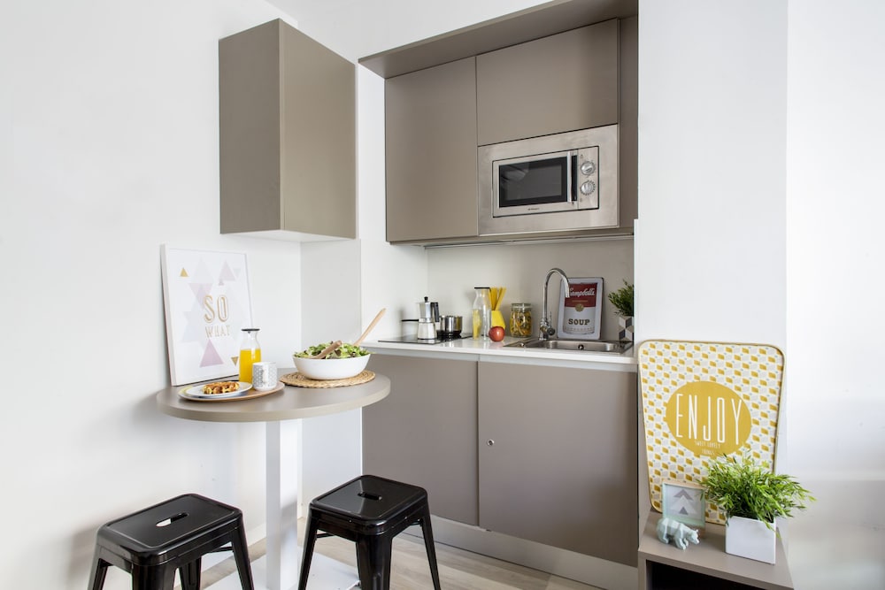 Student Residence Claudio Coello 28/44