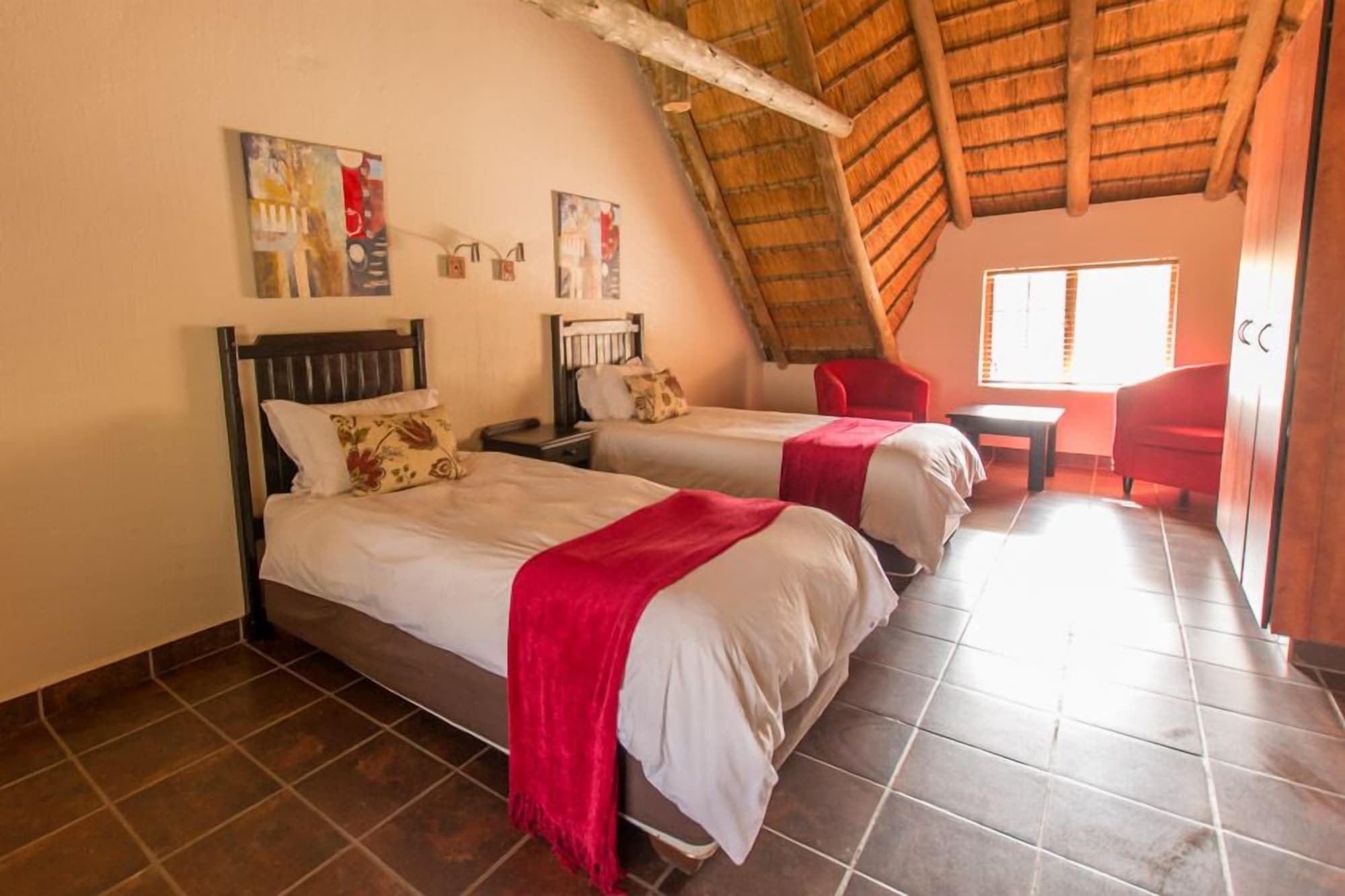 Superior, Villa, 2 Queen and Twin Beds