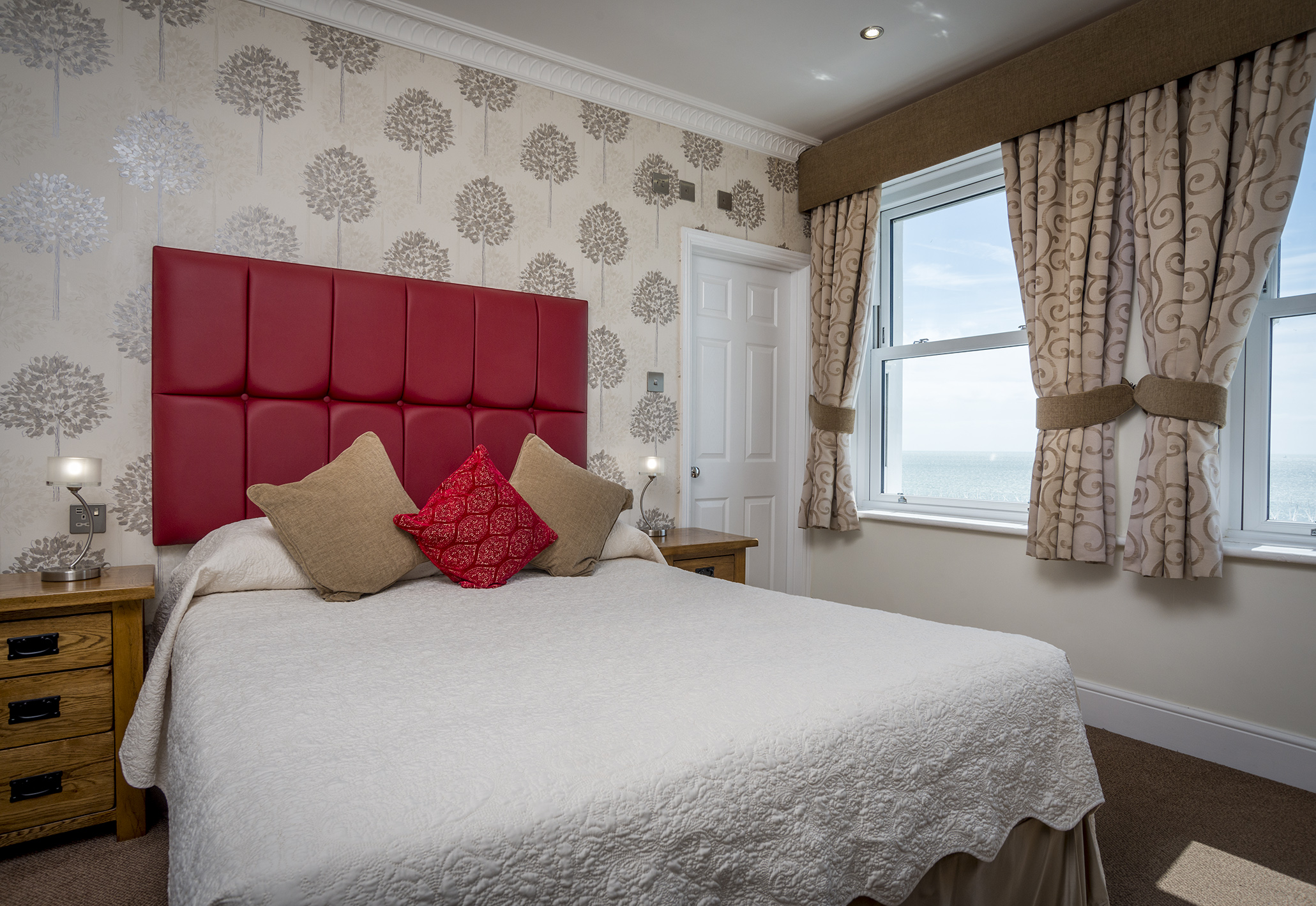 LANGHAM HOTEL, EASTBOURNE 4/26