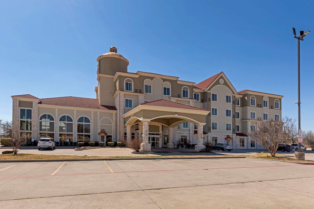 Comfort Suites Gainesville, TX 17/20