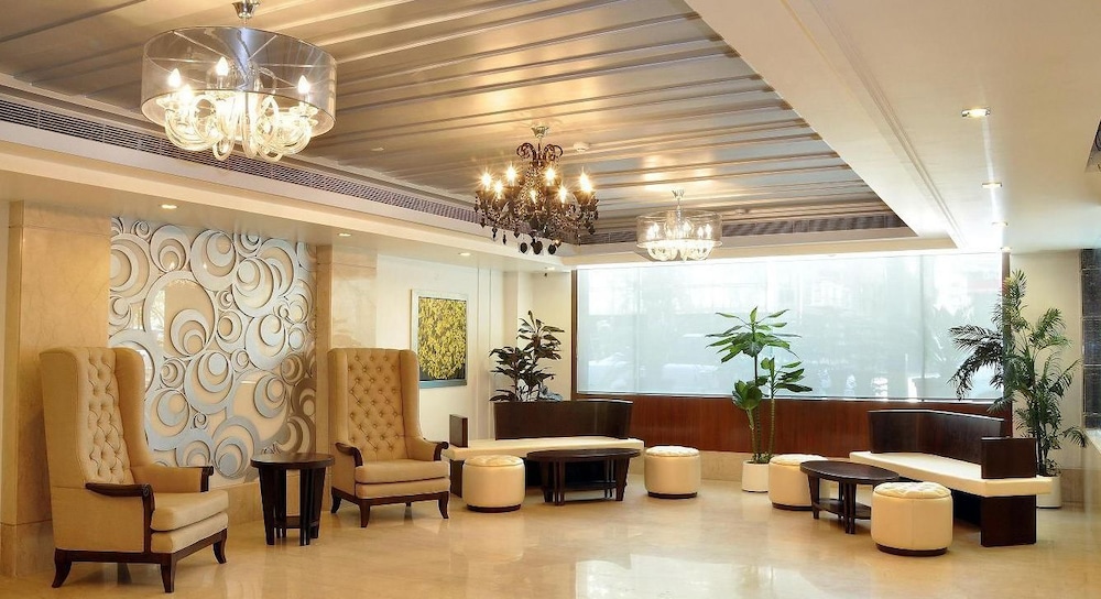 Hotel Almondz 25/38