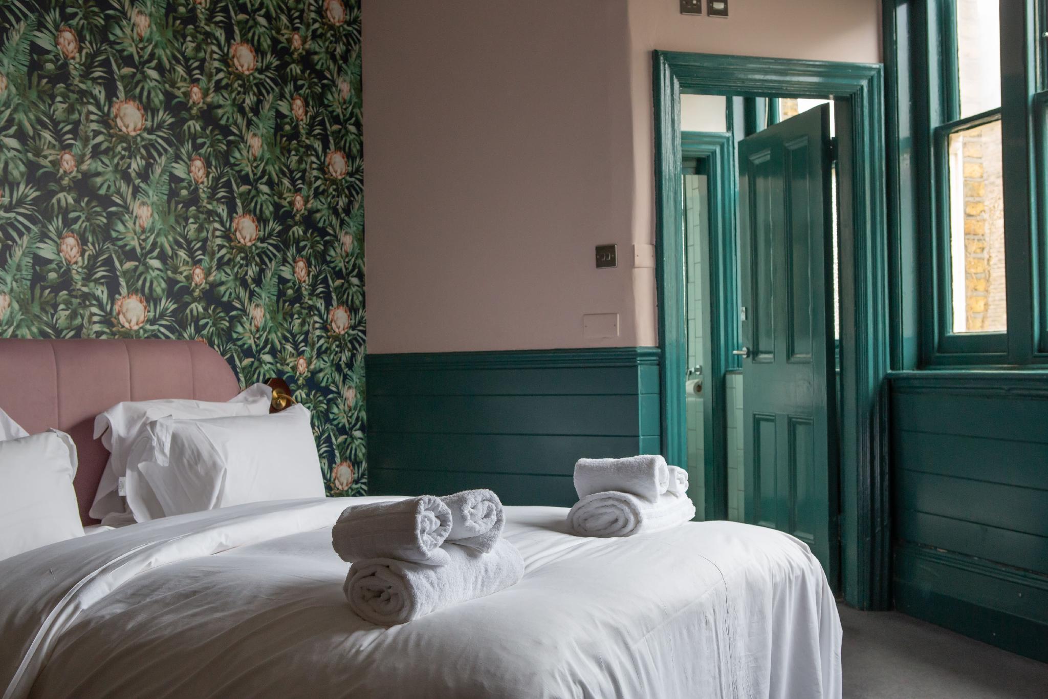 Smart, Superior, Double Bed