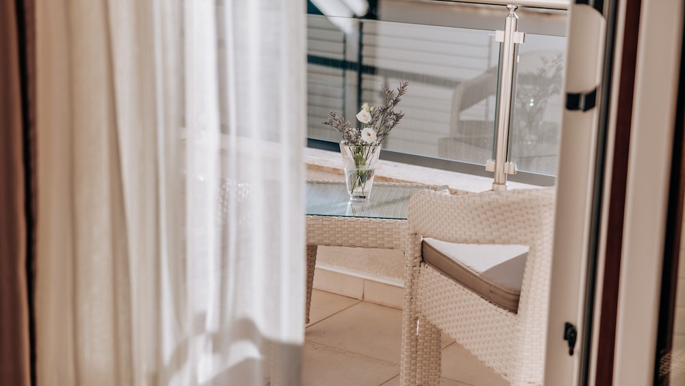 Hotel Del Mar 17/50