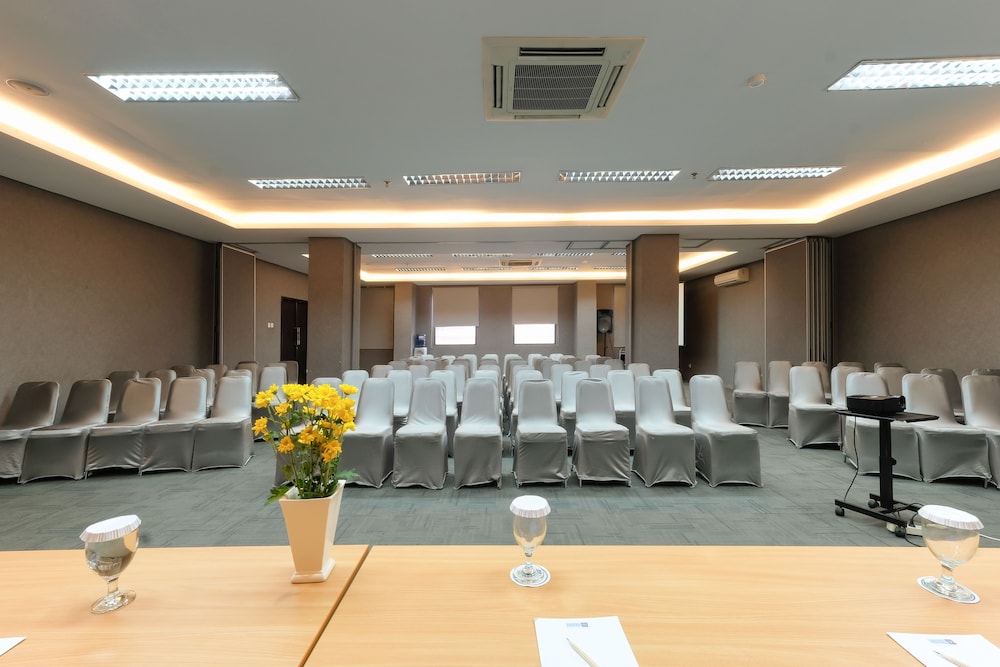 Hotel 88 Mangga Besar 62 Lokasari By WH 55/62
