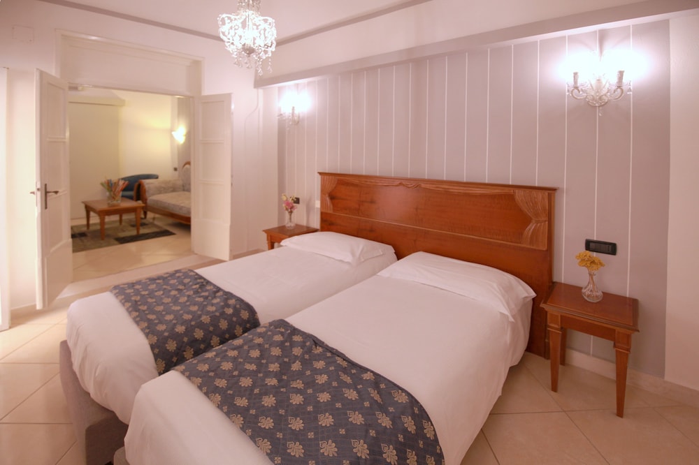 Hotel Veneto 21/60