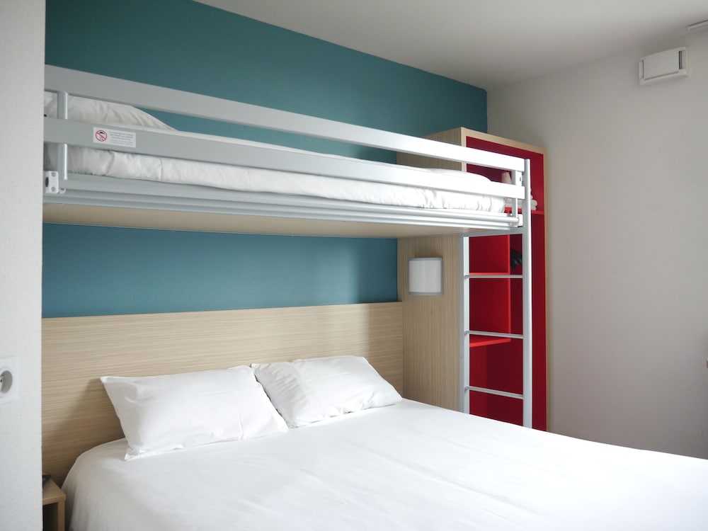 Kyriad Direct Mont De Marsan - St Avit 19/50
