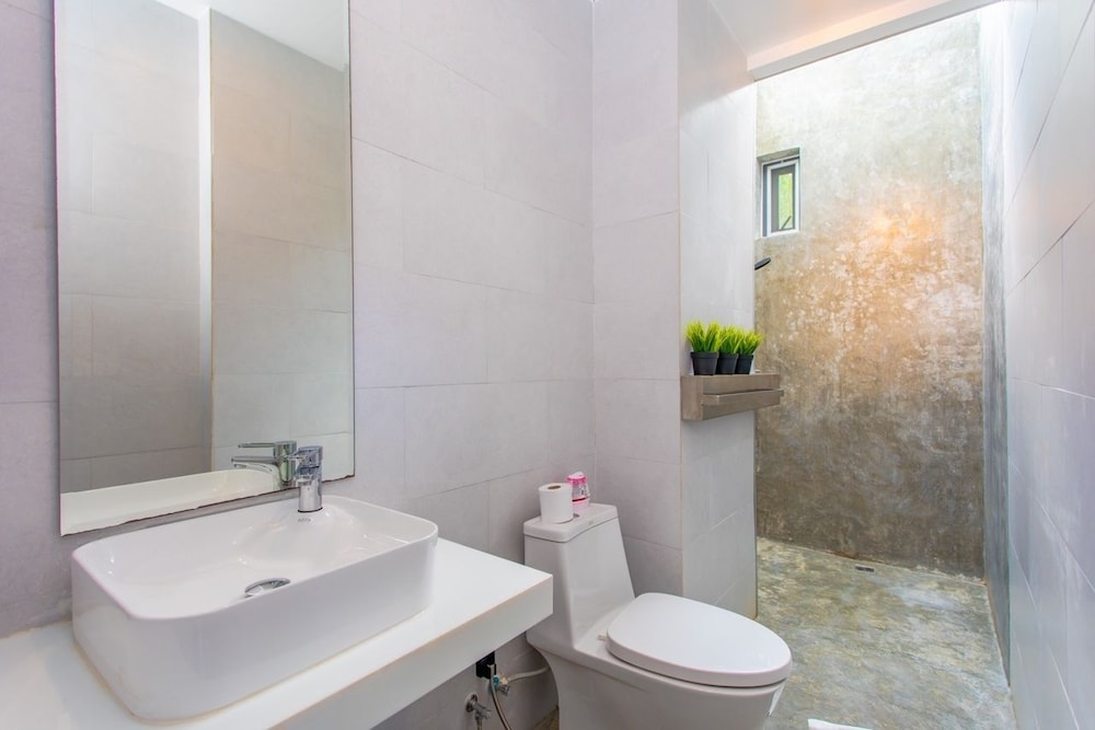 Baan Saint Tropez Villas Kata Beach 81/82