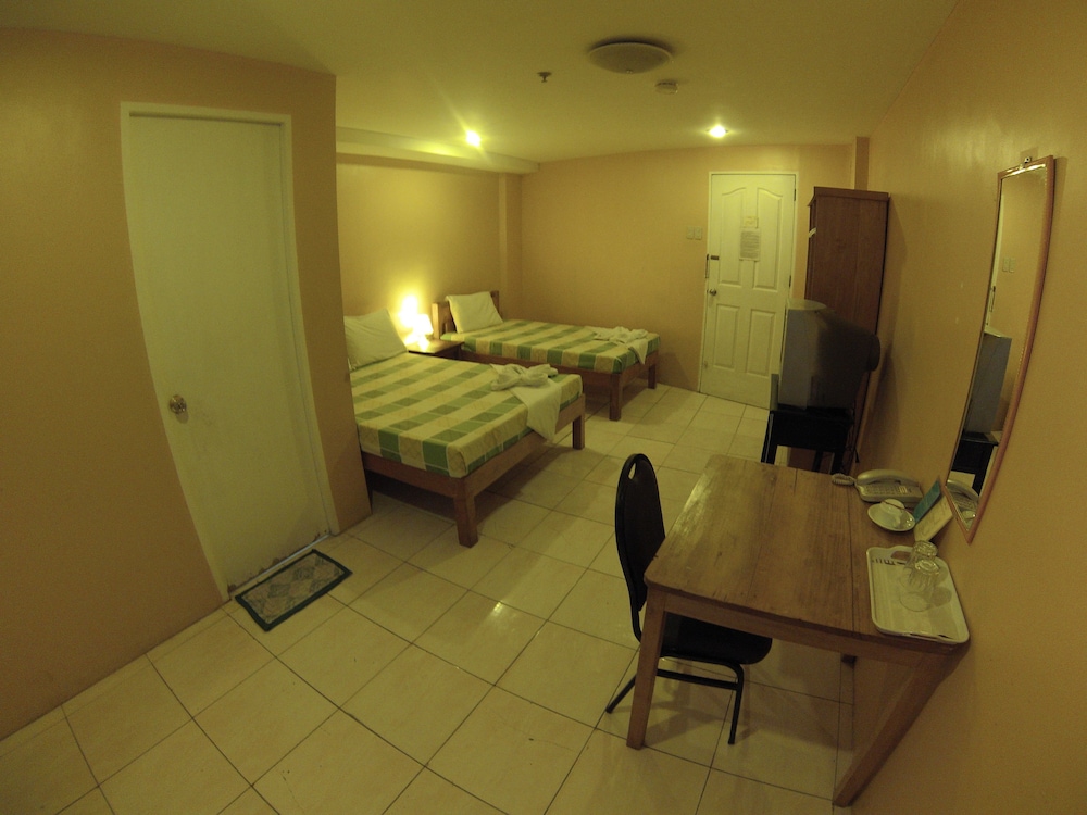 Lylie Hotel 31/51