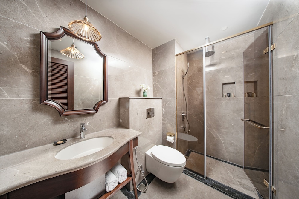 GM Premium Hotel 51/59