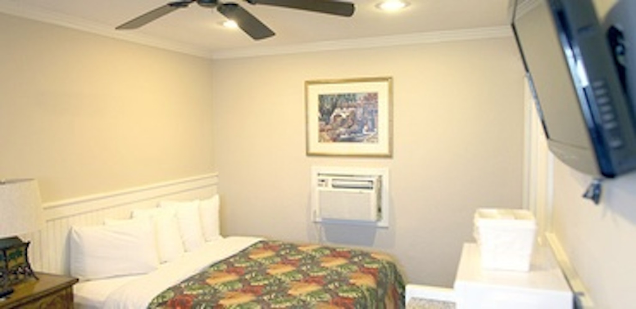 Coronado Island Inn 14/30