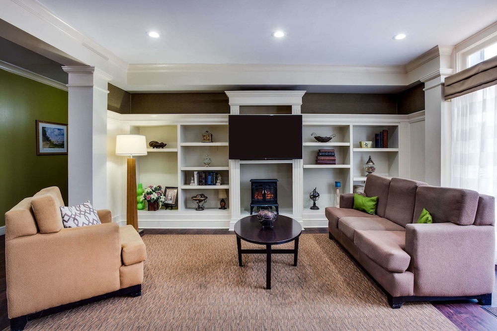 MainStay Suites at PGA Village 14/22