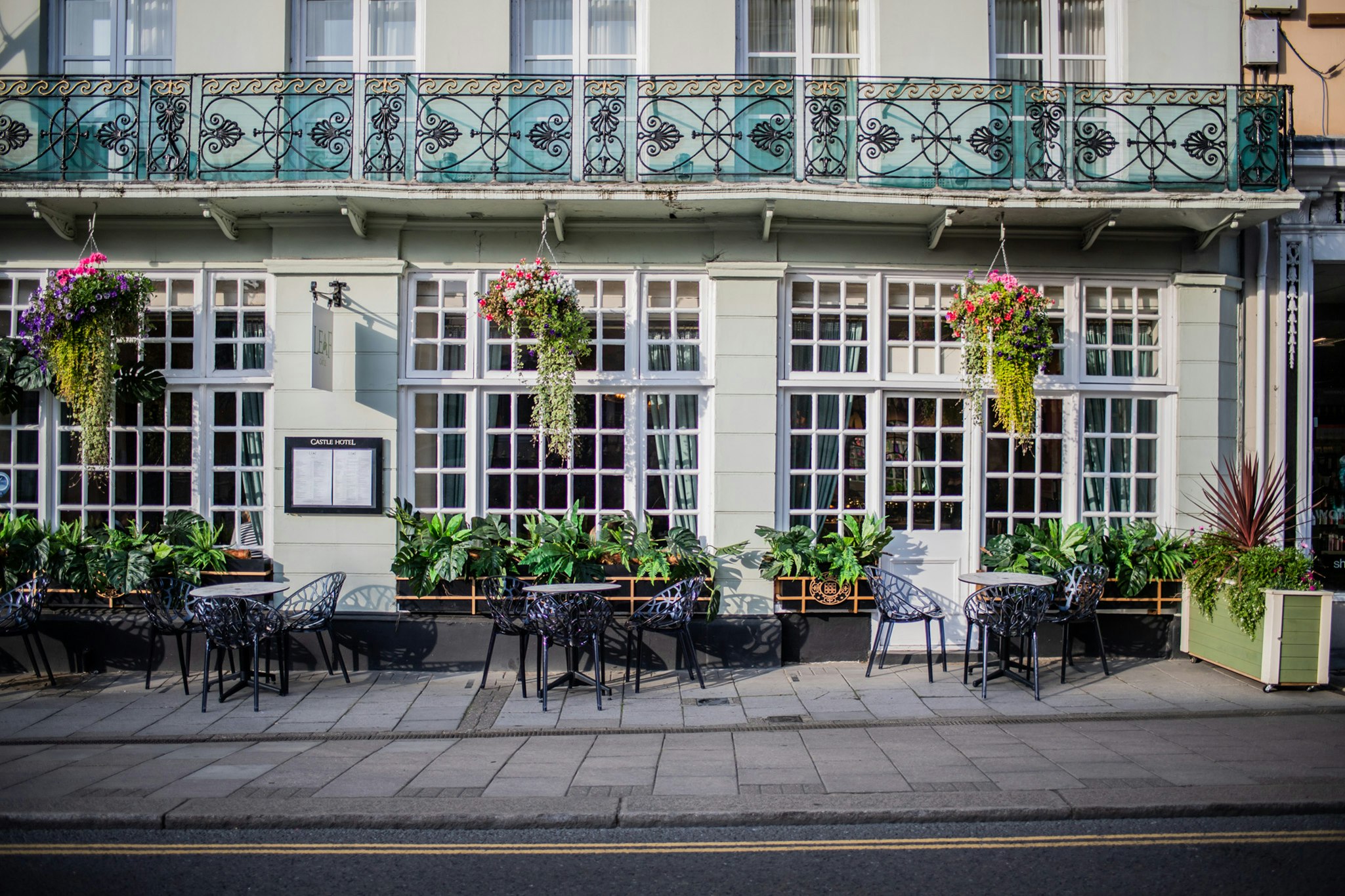 The Castle Hotel Windsor 1/50