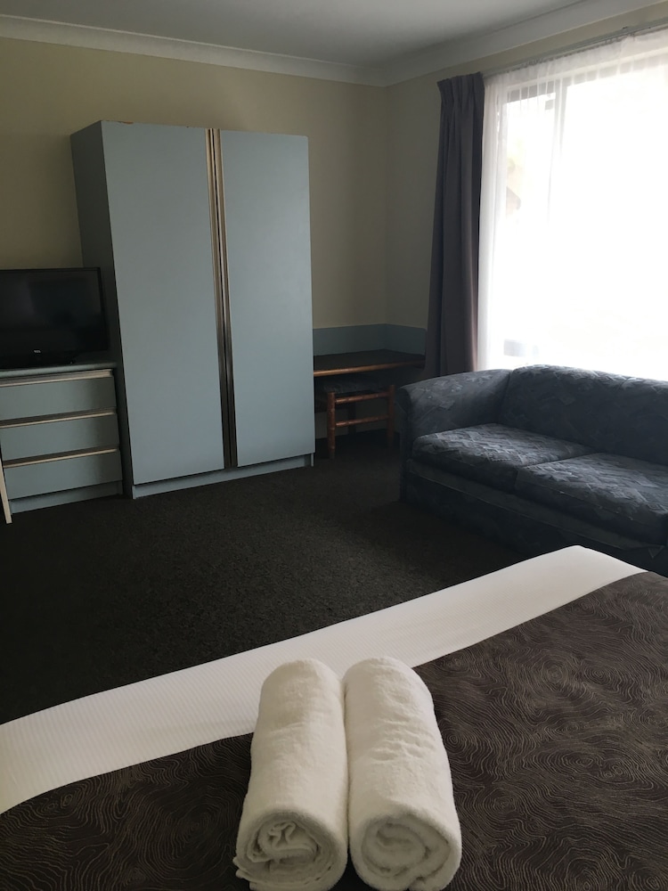 ABCOT INN 38/58