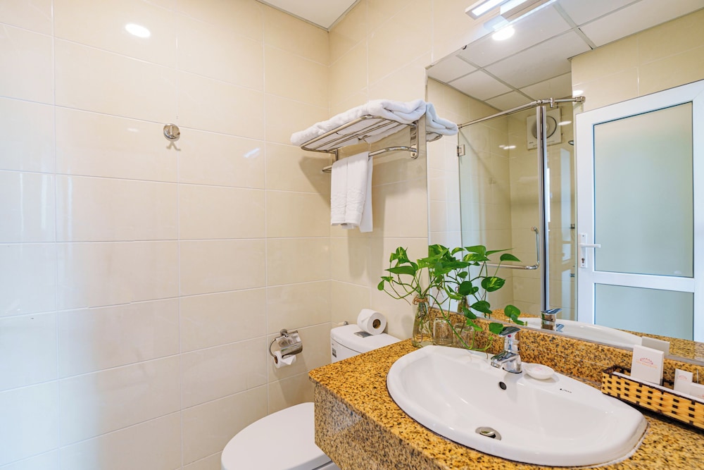 T78 Hotel 44/45