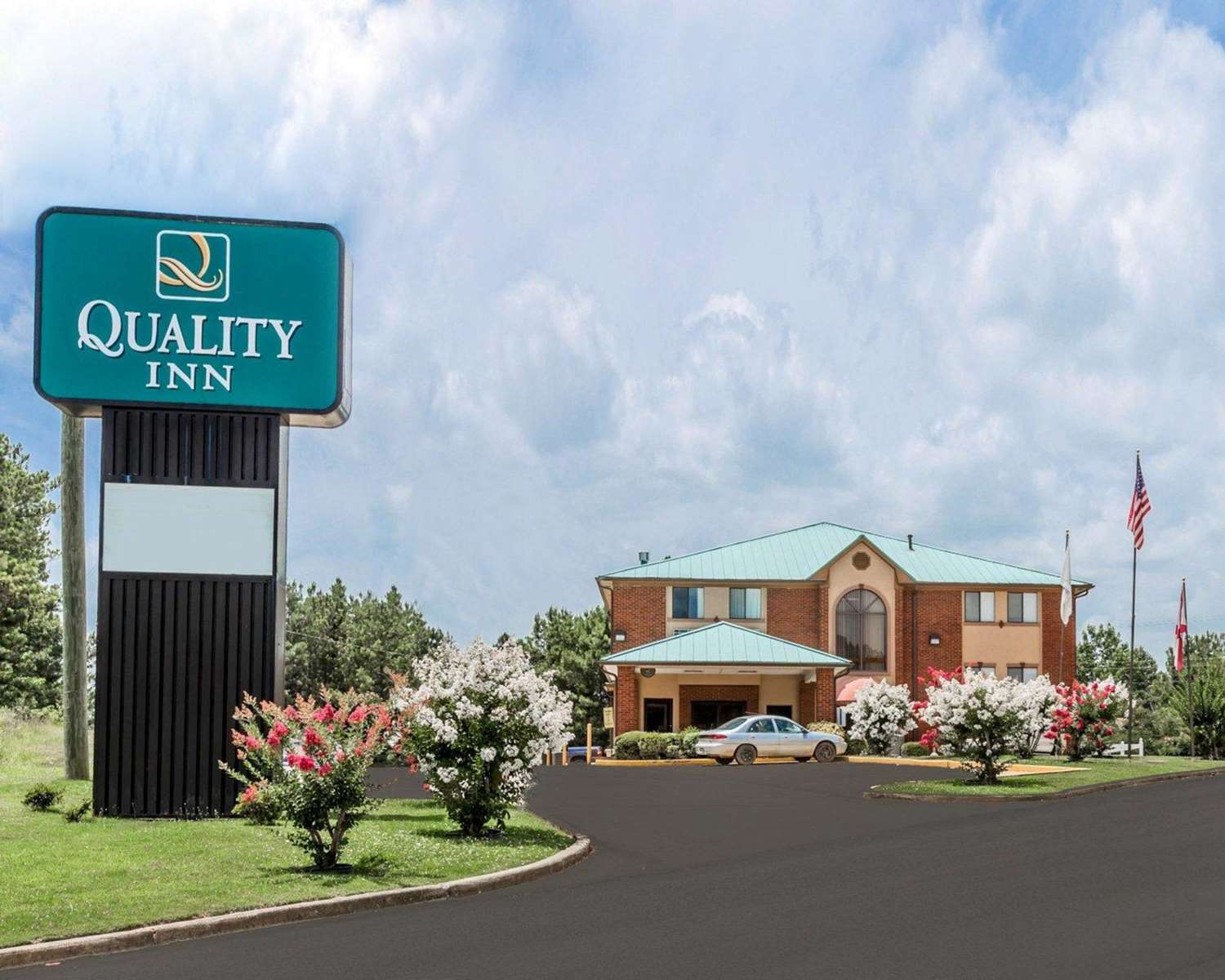 Quality Inn Pell City I-20 exit 158 4/37