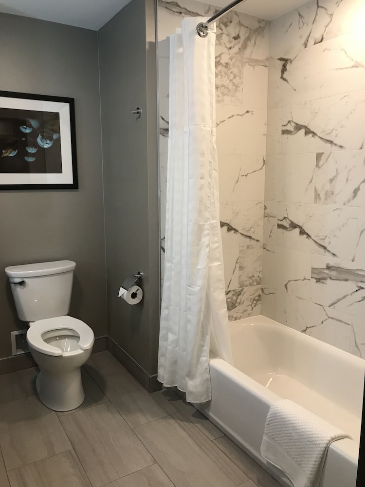 Embassy Suites By Hilton Plainfield Indianapolis Airport 17/70