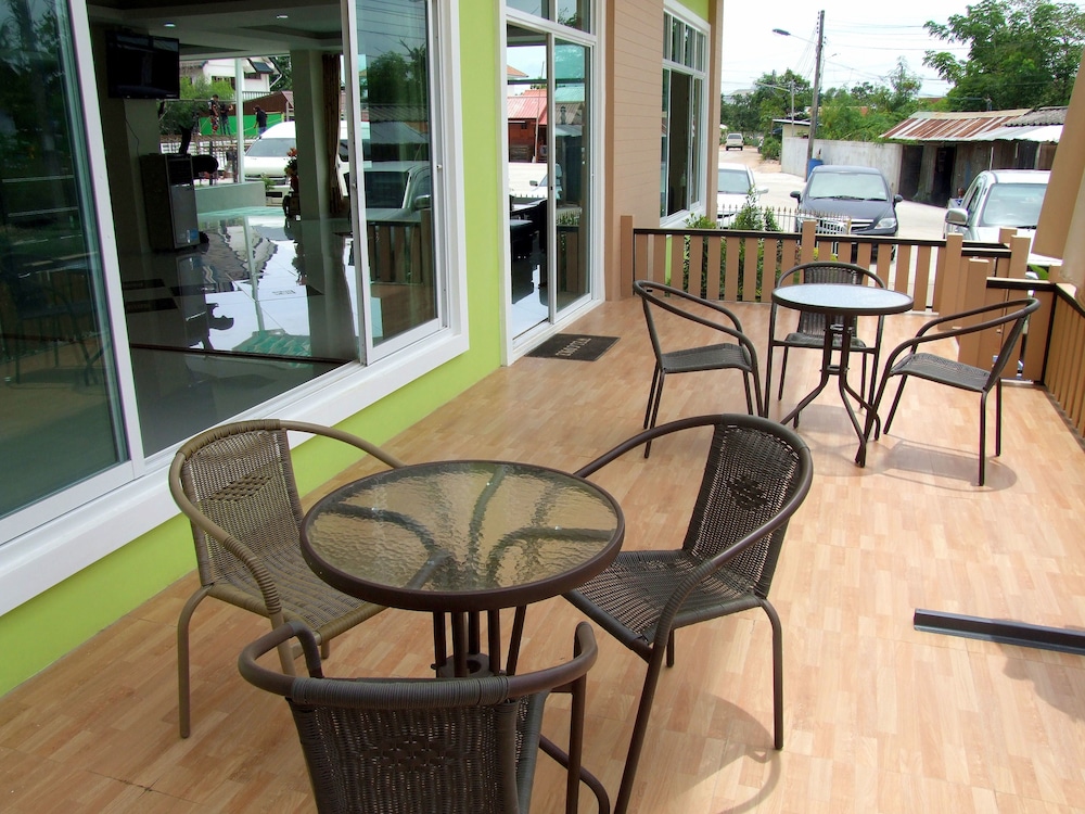 Rueanrimnam Hotel 34/47