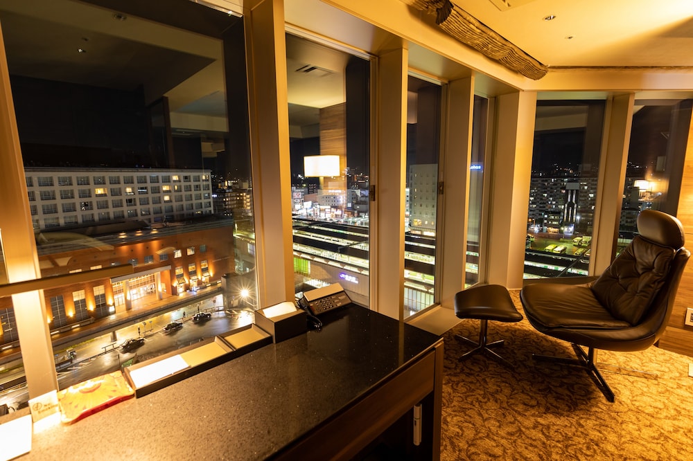 Piazza Hotel Nara 28/50