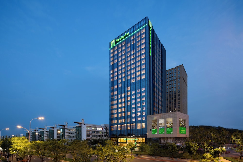 HOLIDAY INN NANJING HARBOUR 2/76