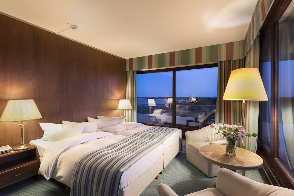 Maritim Seehotel 16/74