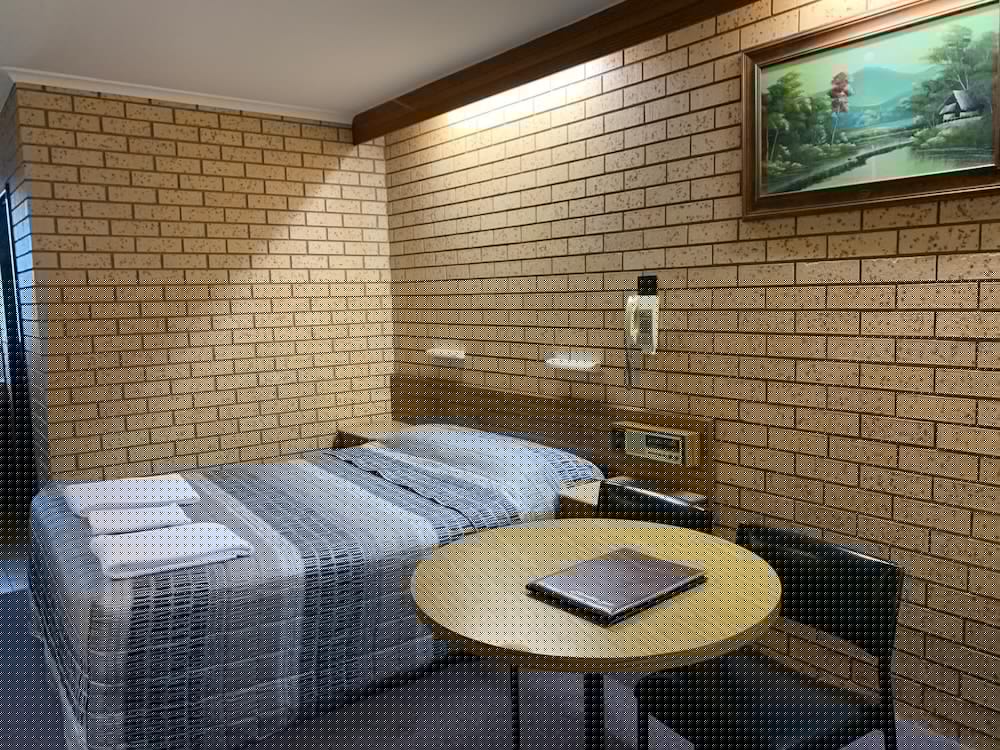 Lakeview Motel 25/60