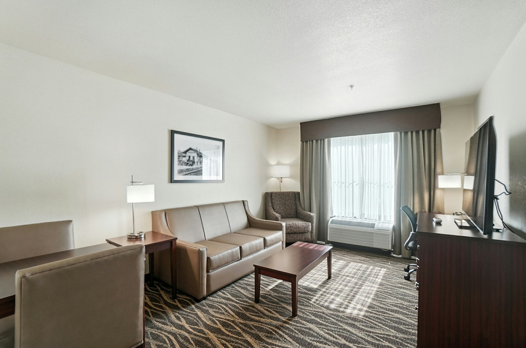 Cobblestone Hotel & Suites-Bellefontaine 31/50