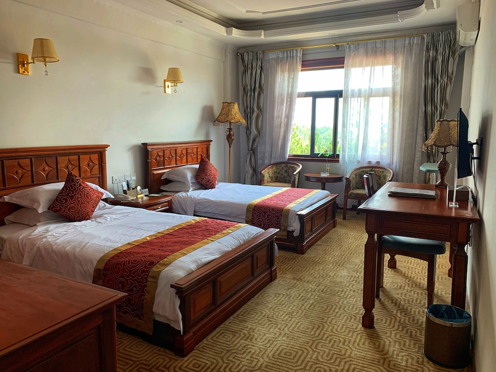 Asia and Africa Hotel 7/32