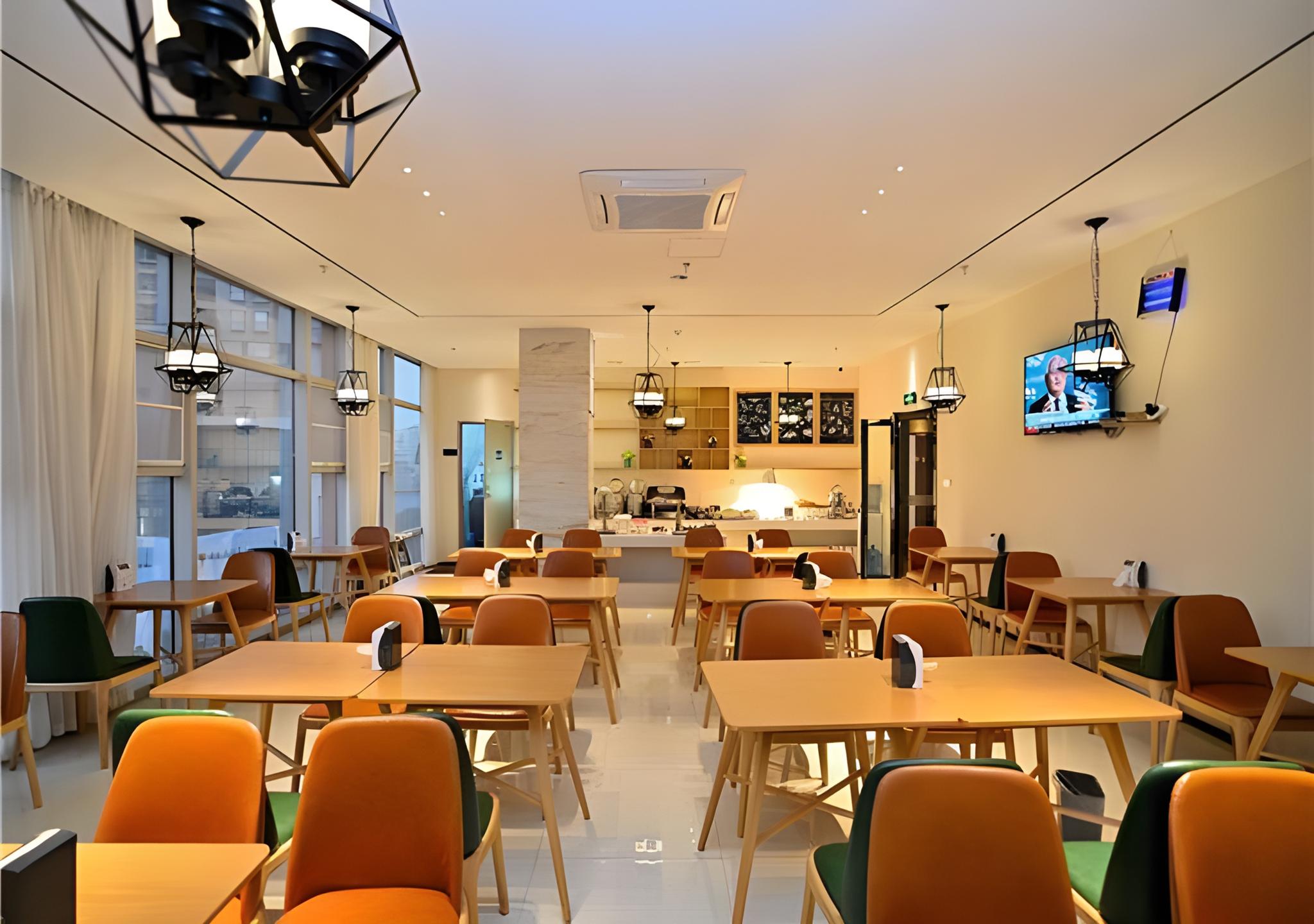 City Comfort Inn Kunming Nanping Wuyi Road Metro Station 40/44