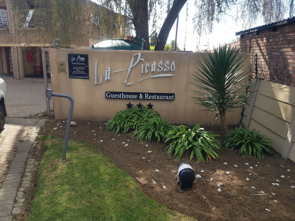 La Picasso Guesthouse 14/19