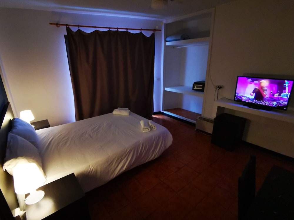 Hostal Balearic 5/20
