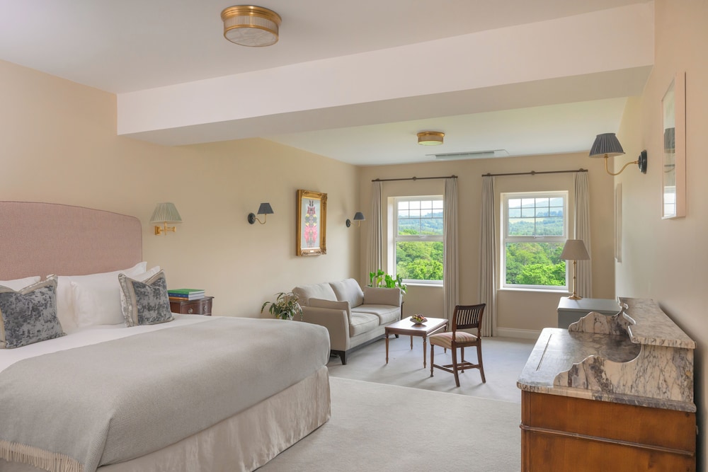 Bay, Superior, King and Twin Beds