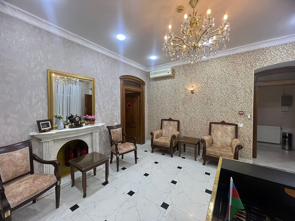 Swan Hotel 27/33