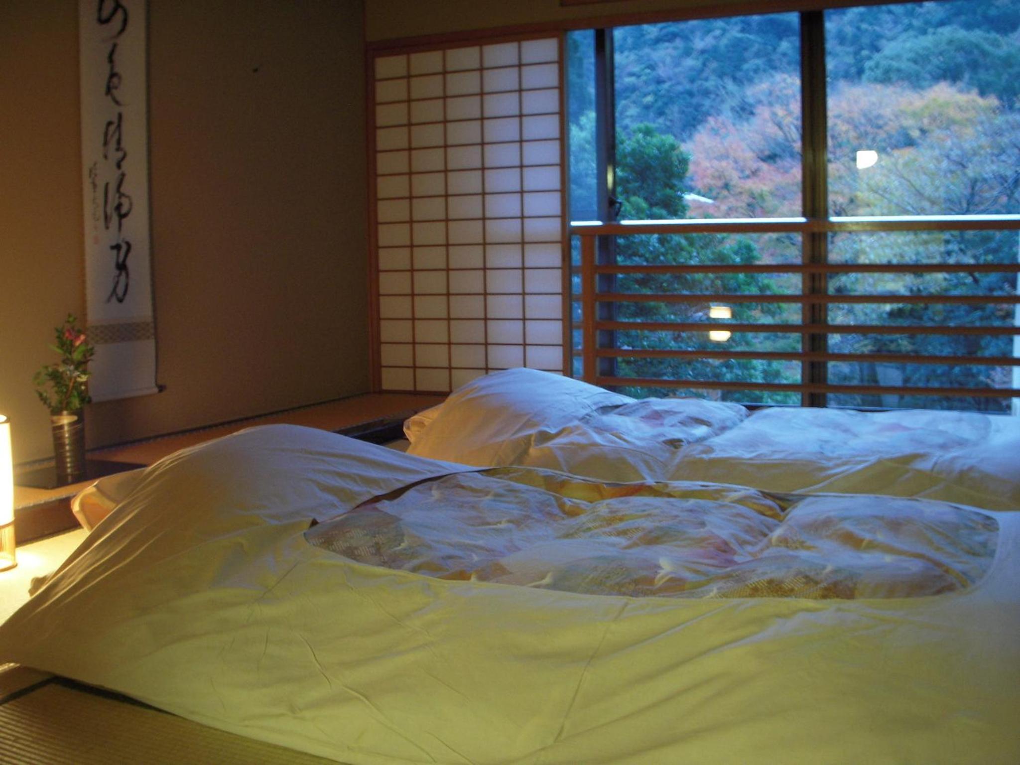 Japanese, Standard