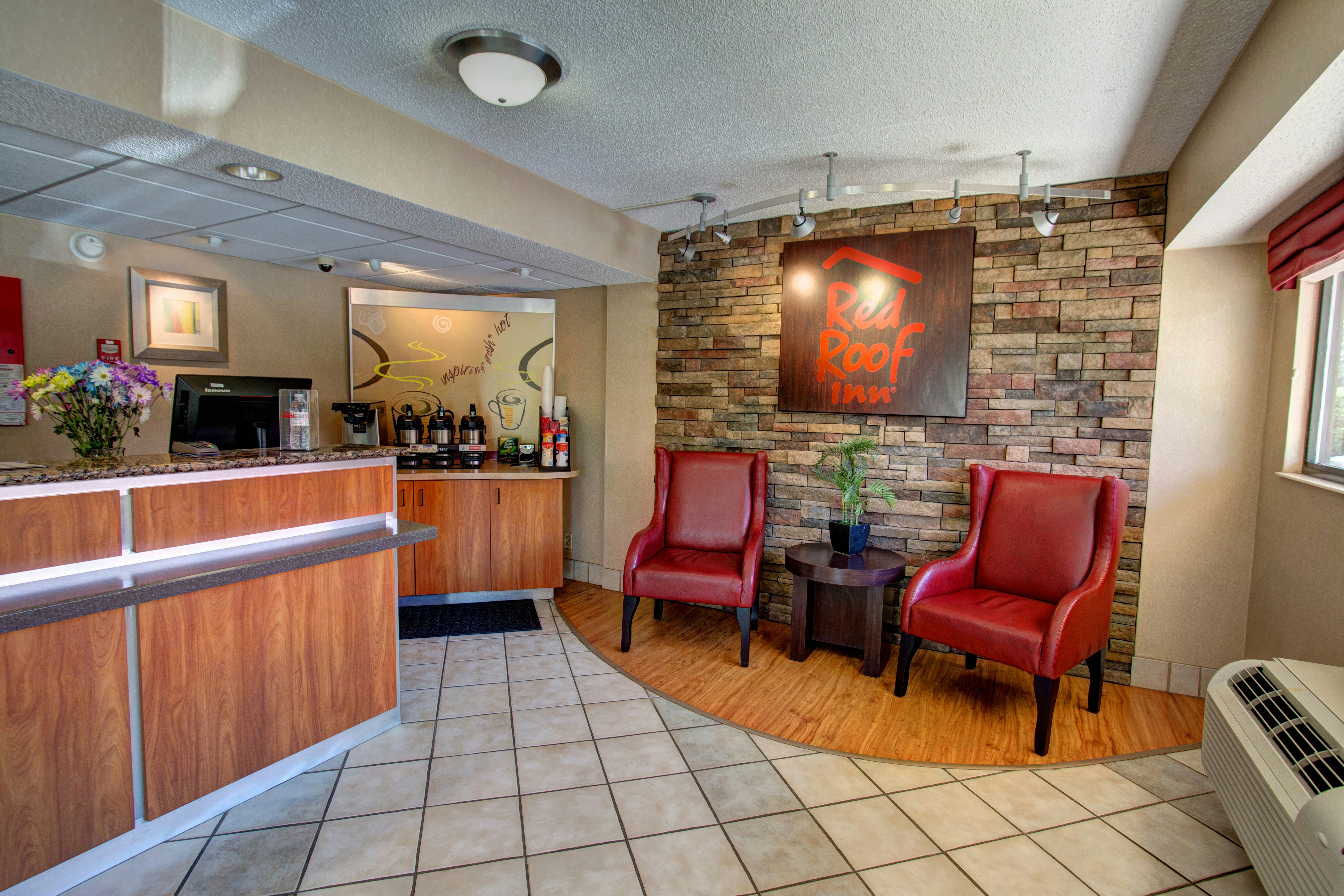 Red Roof Inn Pensacola - West Florida Hospital 6/28