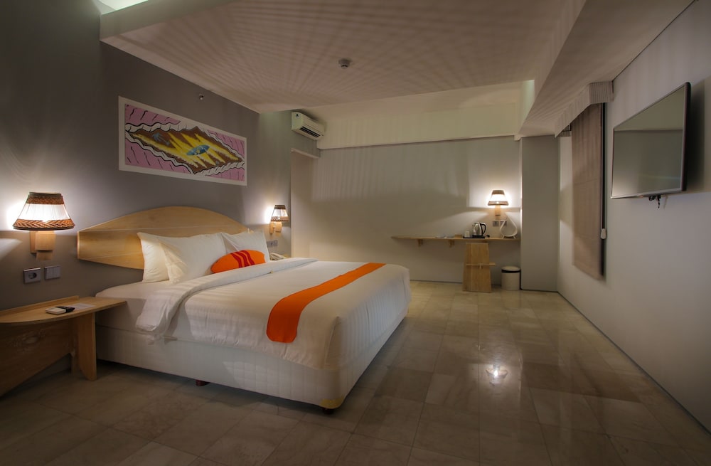 Koa D Surfer Hotel 15/50