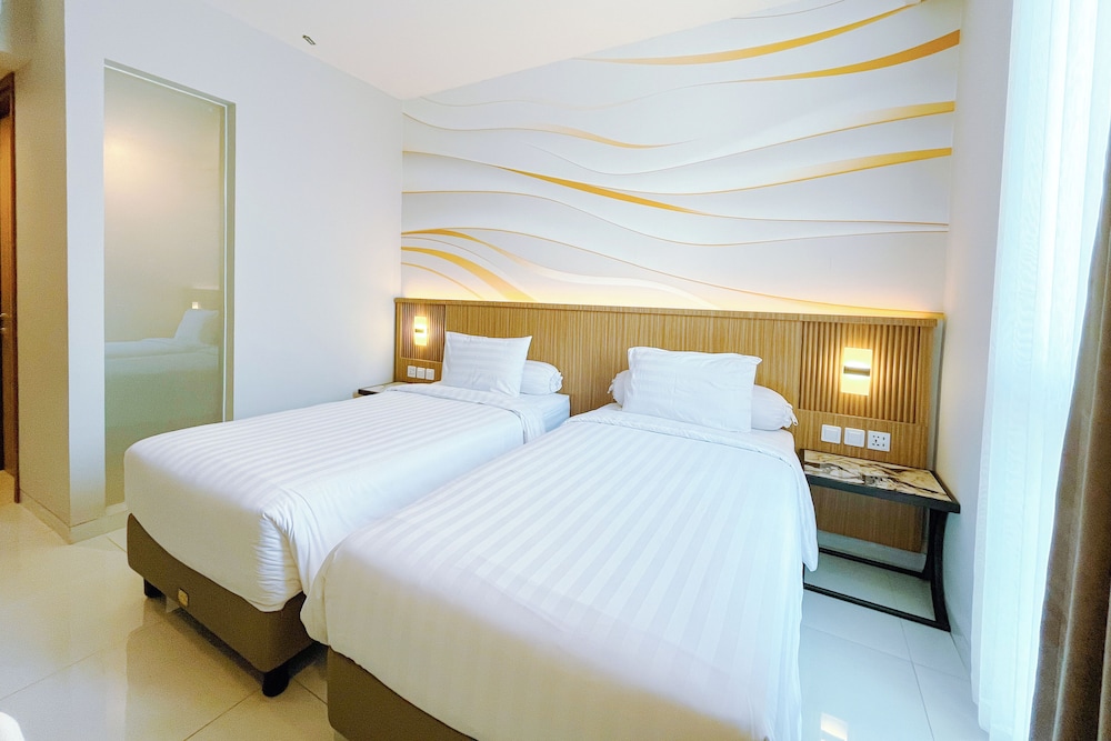 Front One Resort Indraloka 21/50