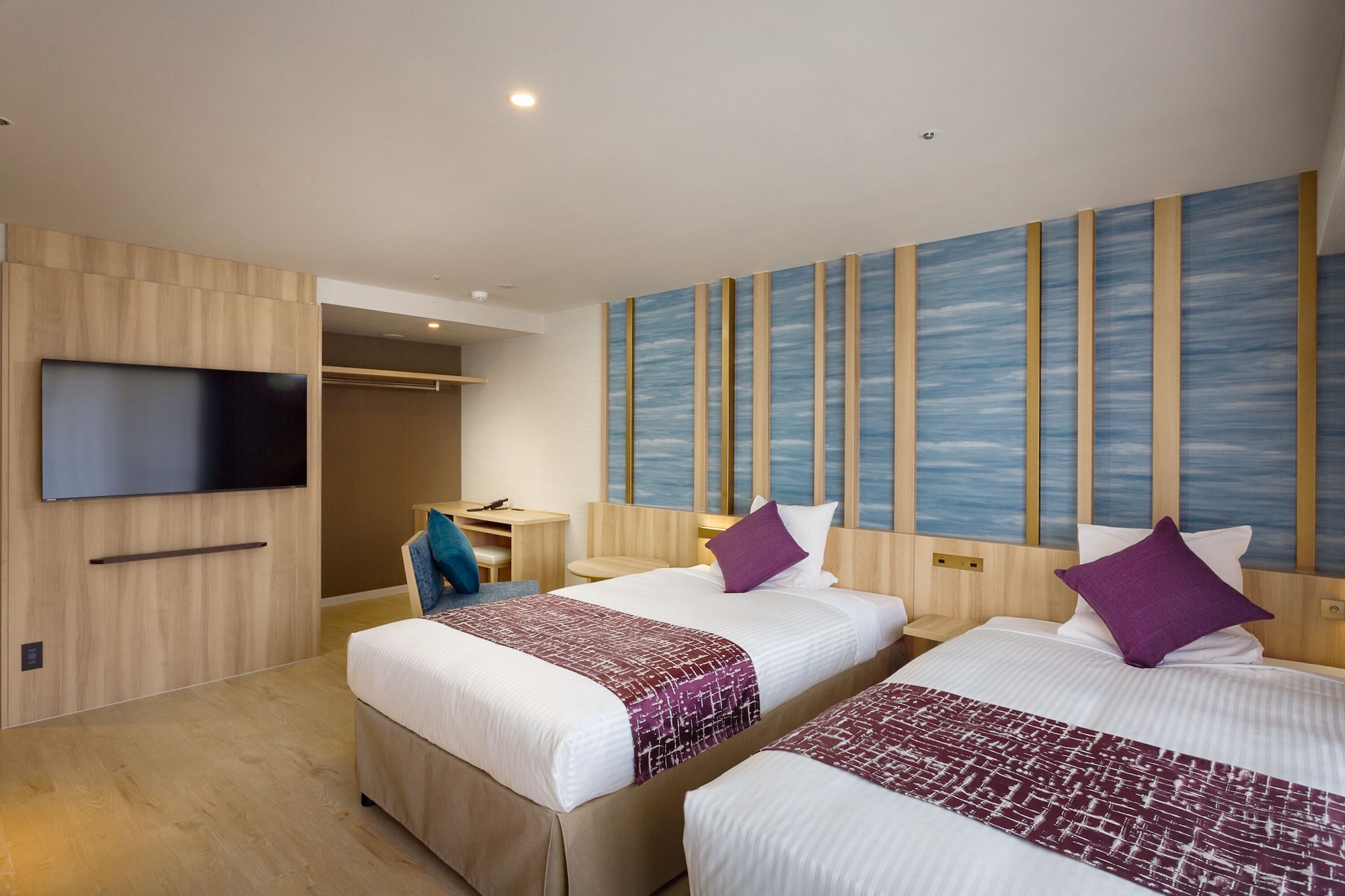 Sky, Quadruple, Twin Beds, Comfort Floor