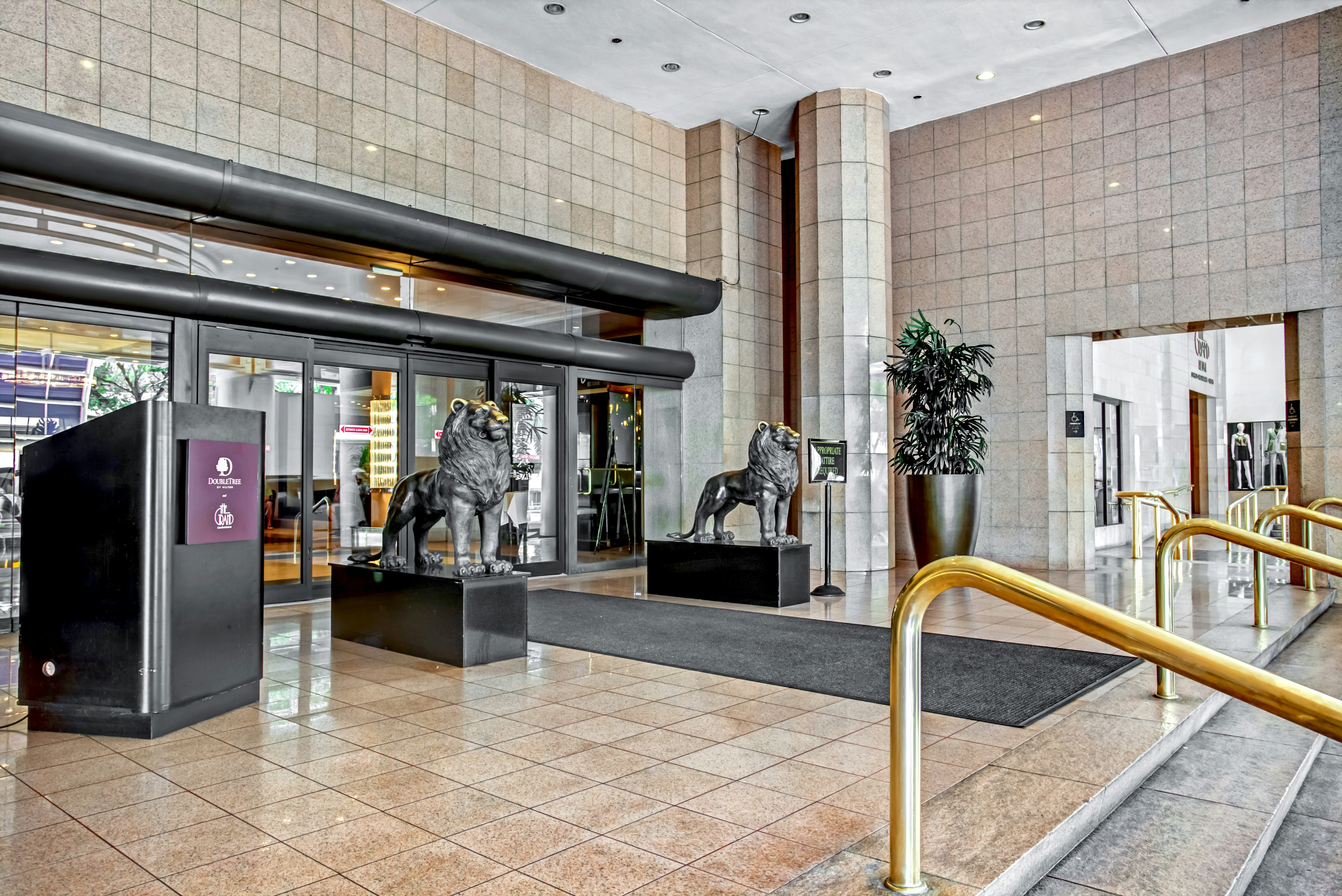 Doubletree By Hilton Grand Hotel Biscayne Bay 6/67