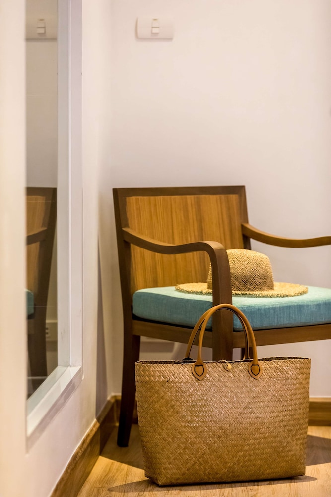 Outrigger Khao Lak Beach Resort 23/50