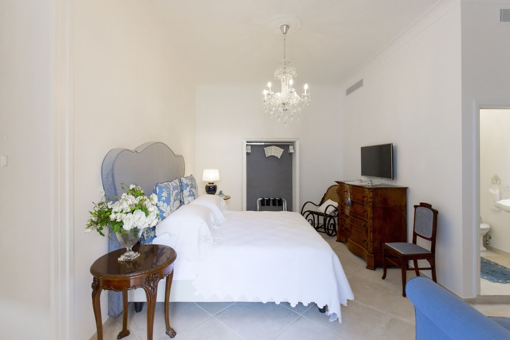 Palazzo Cacace 23/50